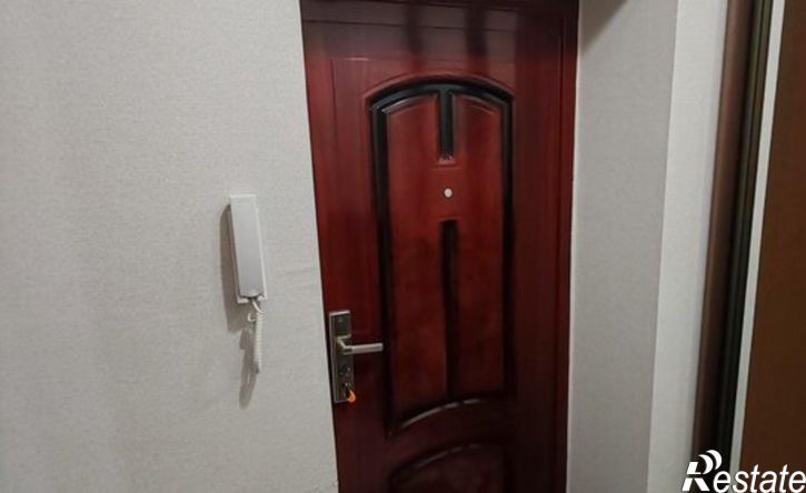 1-комн квартира ул Защитников Отечества, 3,  д. 3
