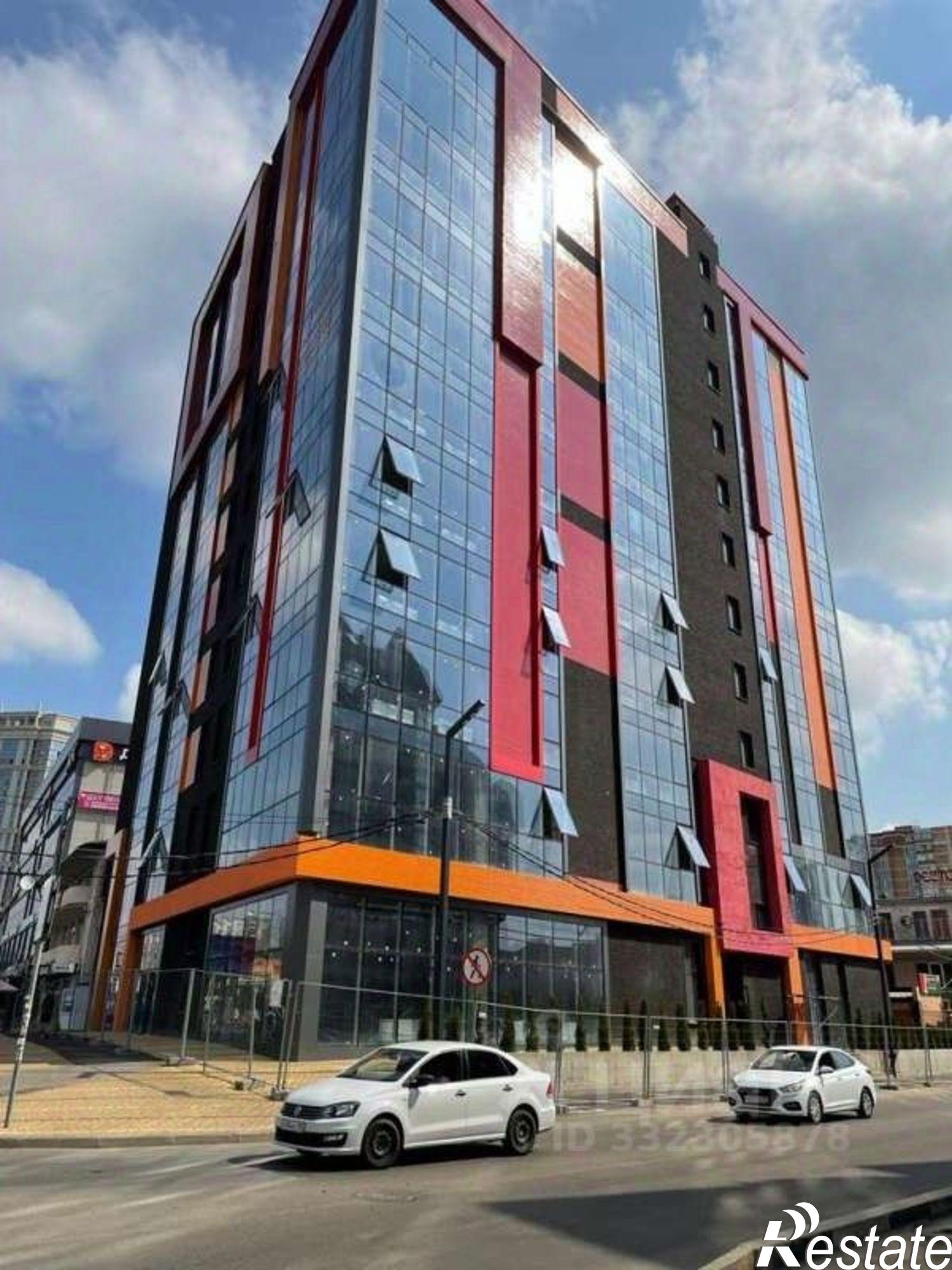 Купить офис, помещение под офис за 11 297 200 рублей на ул Монтажников, 3Б