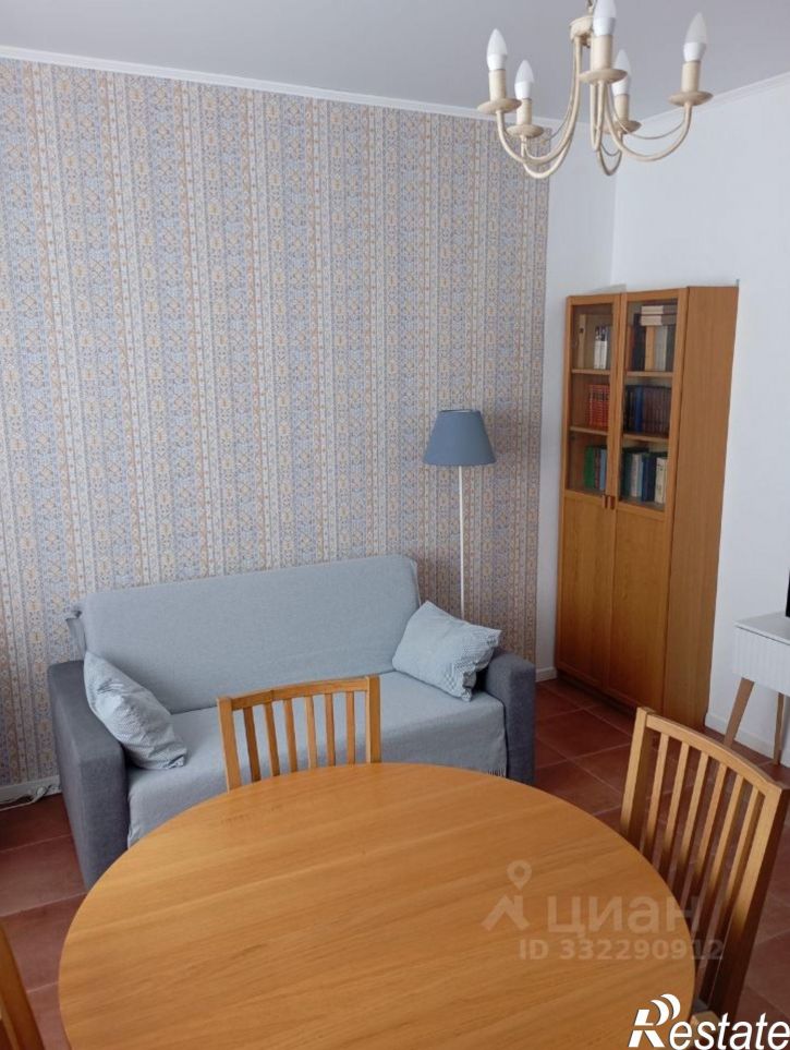 2-комн квартира ул им. 70-летия Октября, 1/1,  д. 1/1