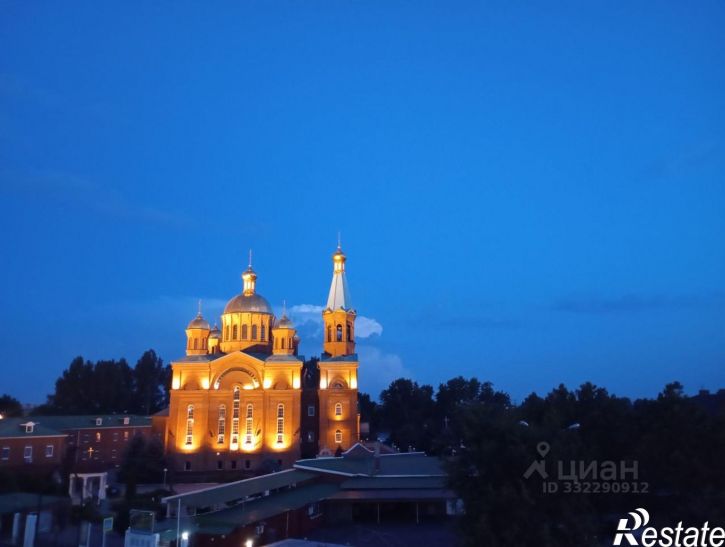 2-комн квартира ул им. 70-летия Октября, 1/1,  д. 1/1