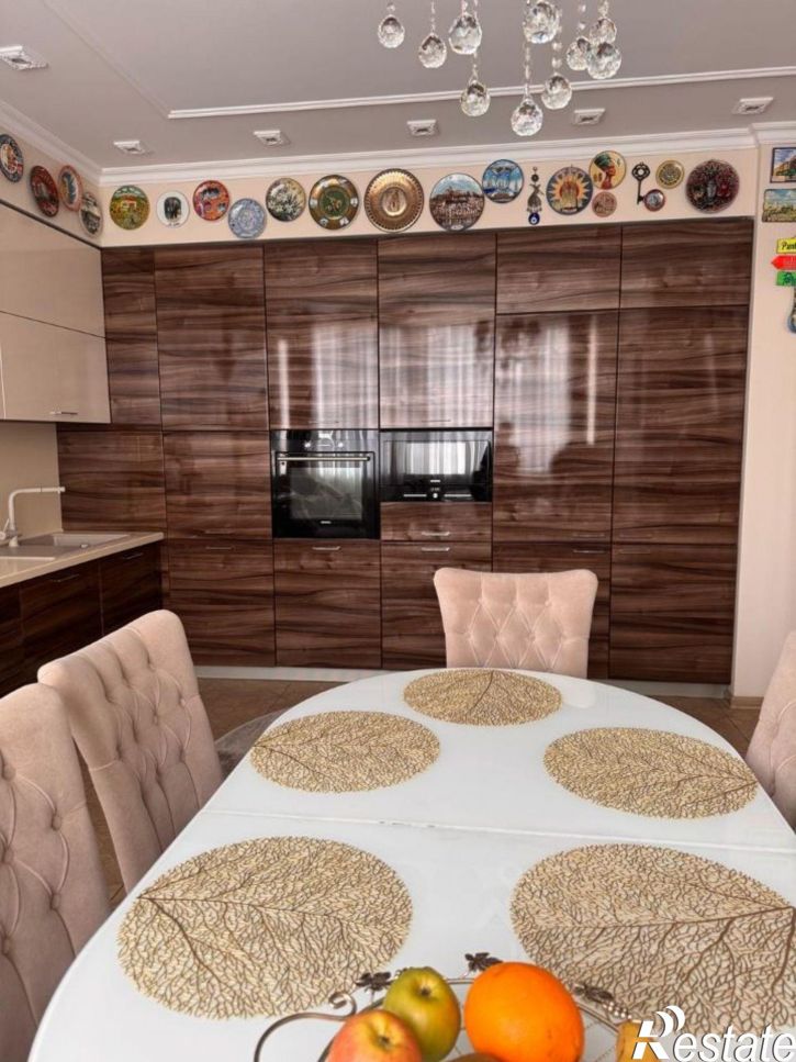 3-комн квартира ул Ставропольская, 207/1,  д. 207/1