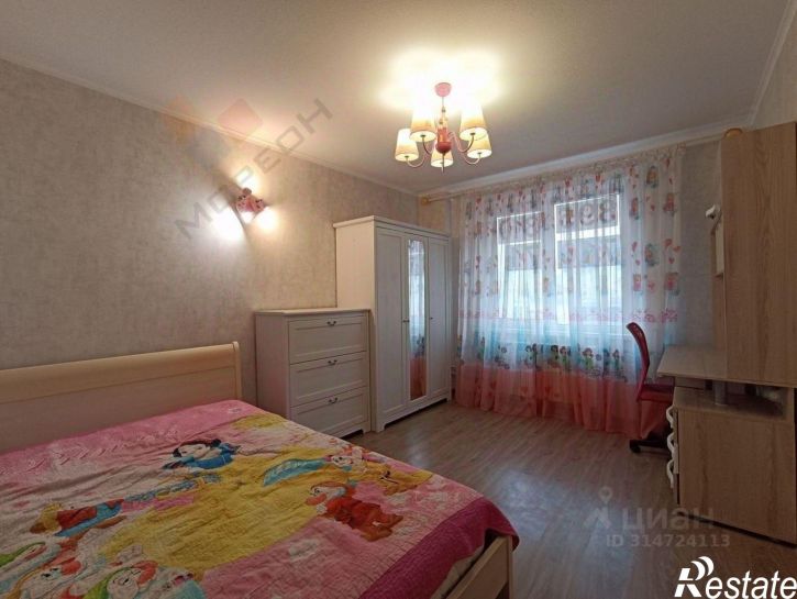 3-комн квартира ул Алтайская, 4/2,  д. 4/2