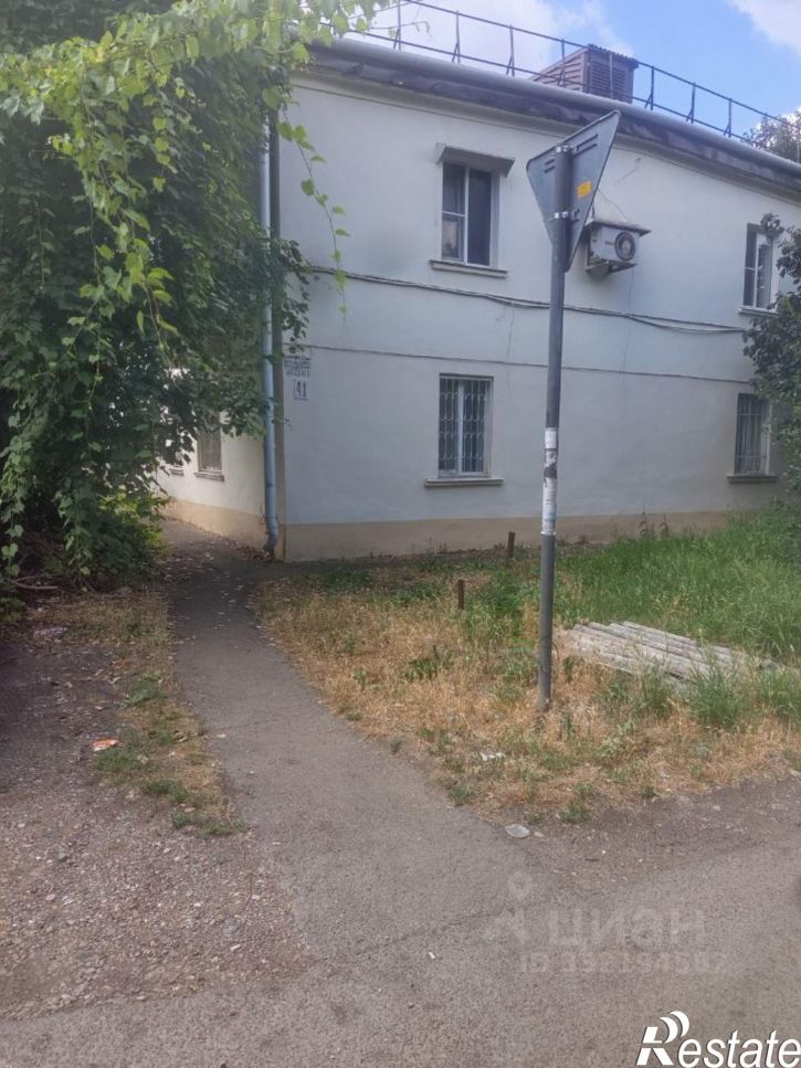 2-комн квартира пр-д 1-й им. Стасова, 41,  д. 41