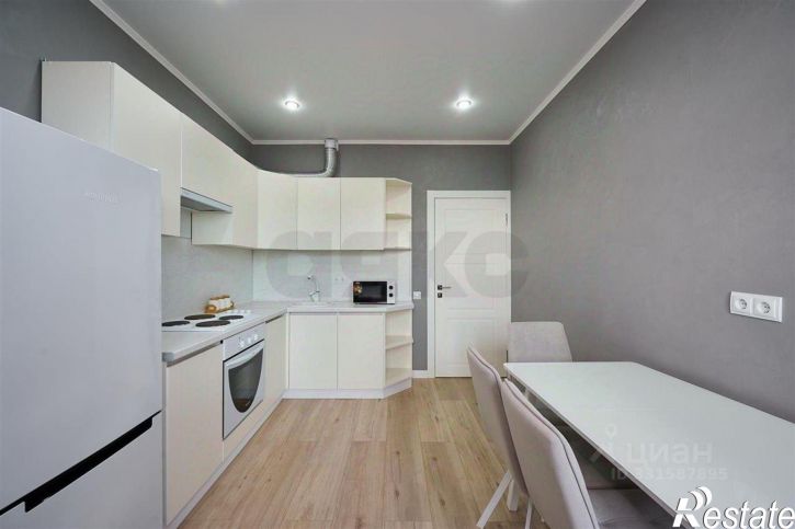 2-комн квартира ул им. Адмирала Серебрякова, 3,  д. 3