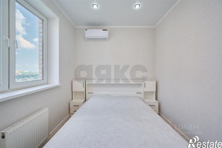 2-комн квартира ул им. Адмирала Серебрякова, 3,  д. 3
