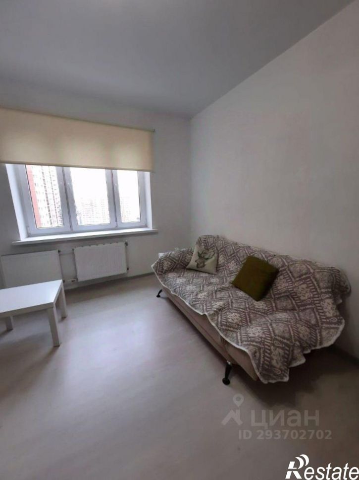 1-комн квартира ул им. Героя Яцкова И.В., 19,  д. 19