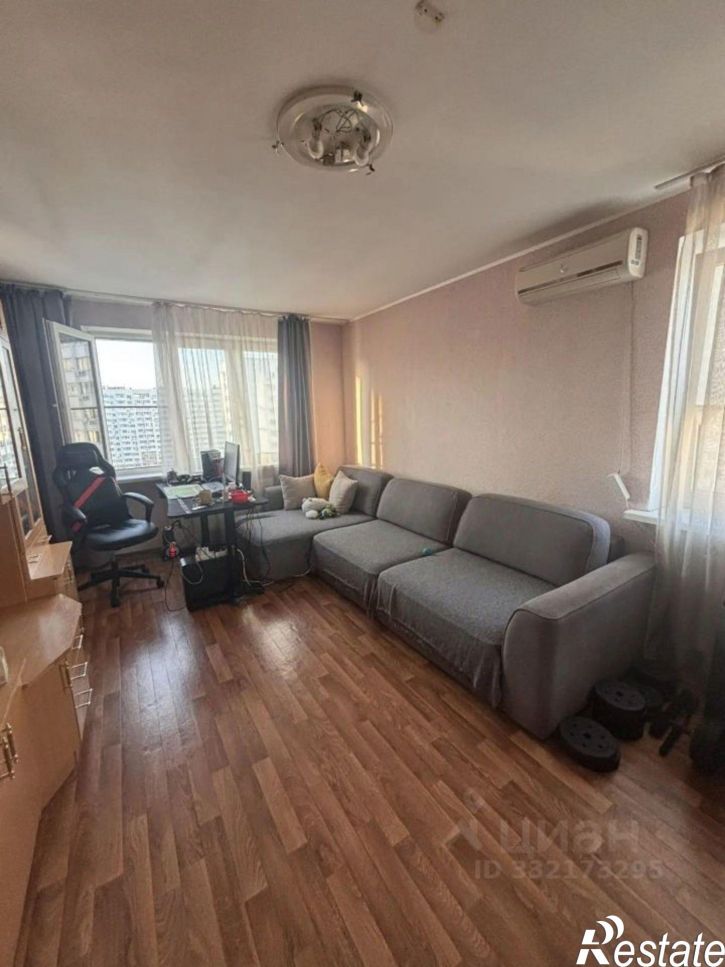 2-комн квартира ул им. Котлярова Н.С., 15/1,  д. 15/1