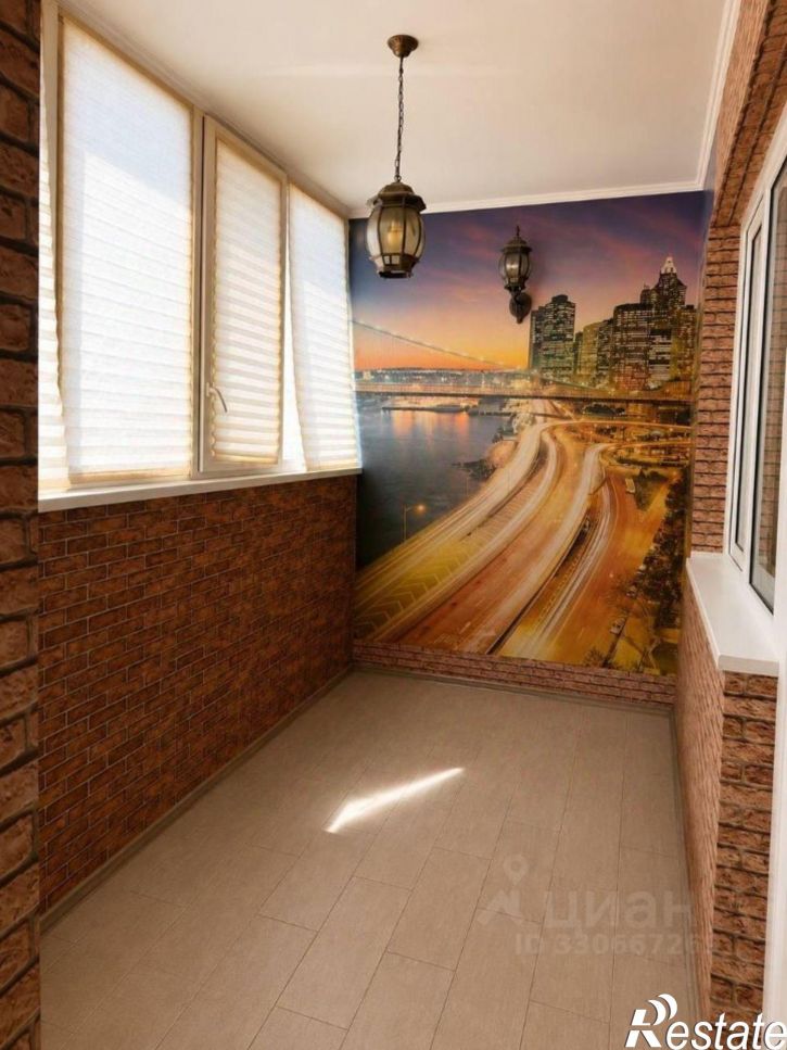 3-комн квартира ул им. 70-летия Октября, 1/1,  д. 1/1