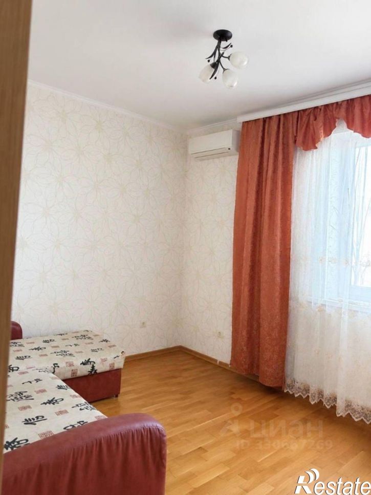 3-комн квартира ул им. 70-летия Октября, 1/1,  д. 1/1