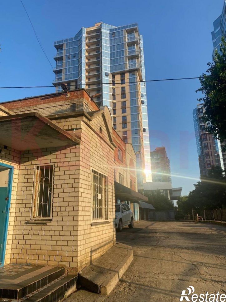 Гараж/парковка им. Яна Полуяна ул.