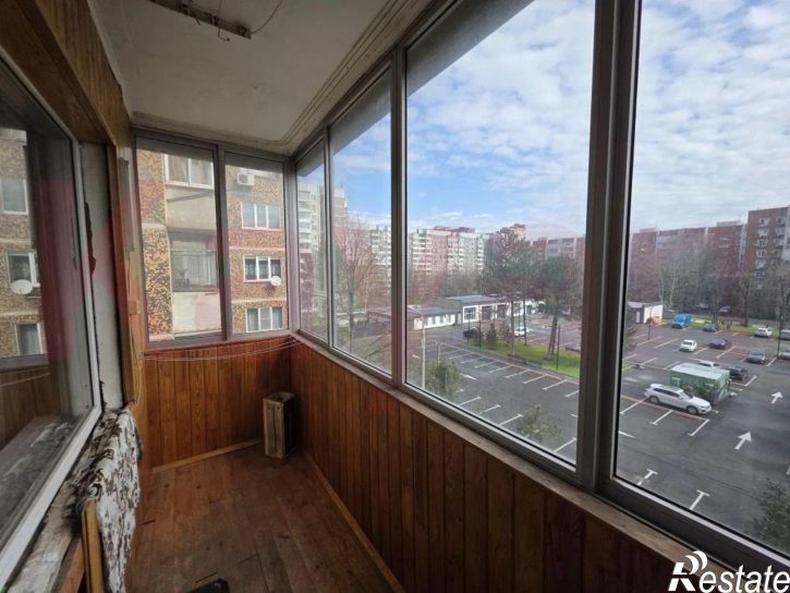4-комн квартира им. 40-летия Победы ул.