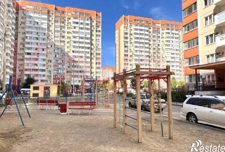 1-комн квартира им. 40-летия Победы ул.