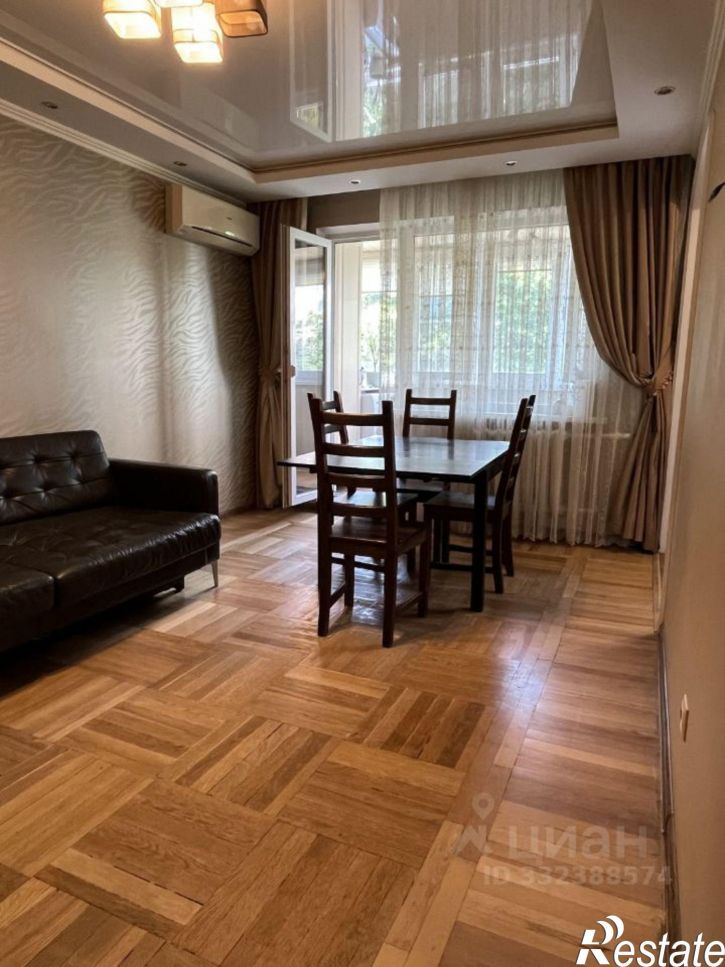 3-комн квартира ул им. Селезнева, 92,  д. 92
