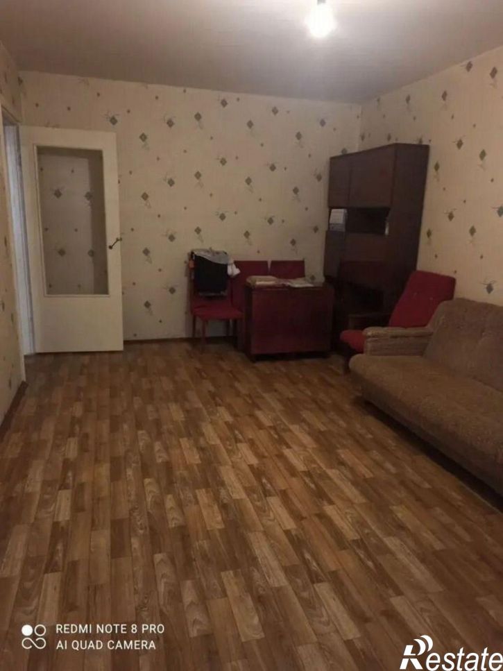 2-комн квартира ул им. 40-летия Победы, 33/10,  д. 33/10