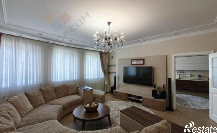 3-комн квартира ул Ставропольская, 207/1,  д. 207/1