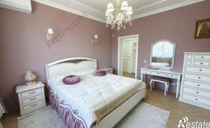 3-комн квартира ул Ставропольская, 207/1,  д. 207/1