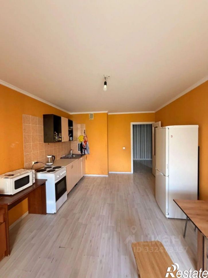 3-комн квартира пр-д им. Репина, 40,  д. 40