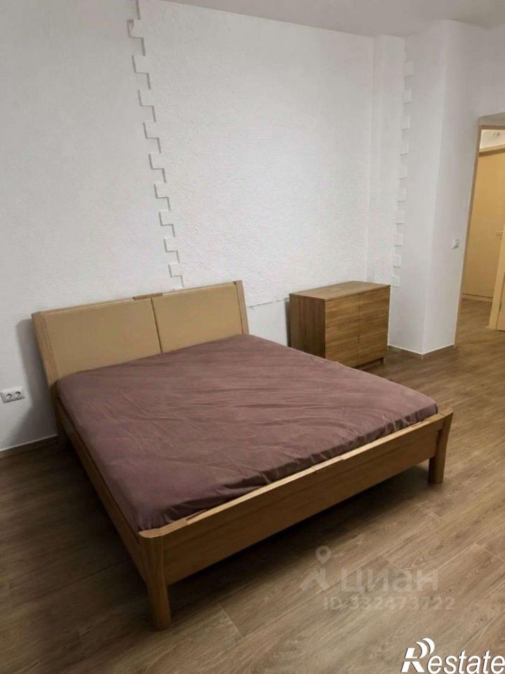 1-комн квартира ул им. 70-летия Октября, 1/1,  д. 1/1