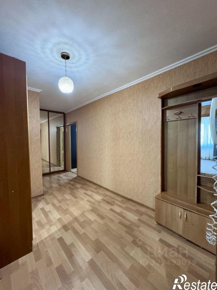3-комн квартира пр-кт Чекистов, 31,  д. 31