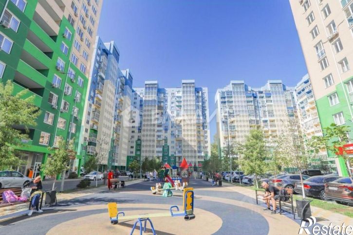 2-комн квартира ул им. Карякина, 9Б,  д. 9Б