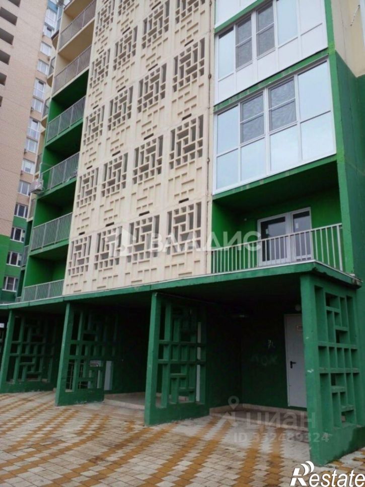 2-комн квартира ул им. Карякина, 9Б,  д. 9Б