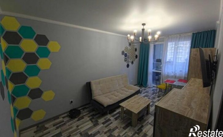 2-комн квартира ул им. Героя Яцкова И.В., 1/10,  д. 1/10