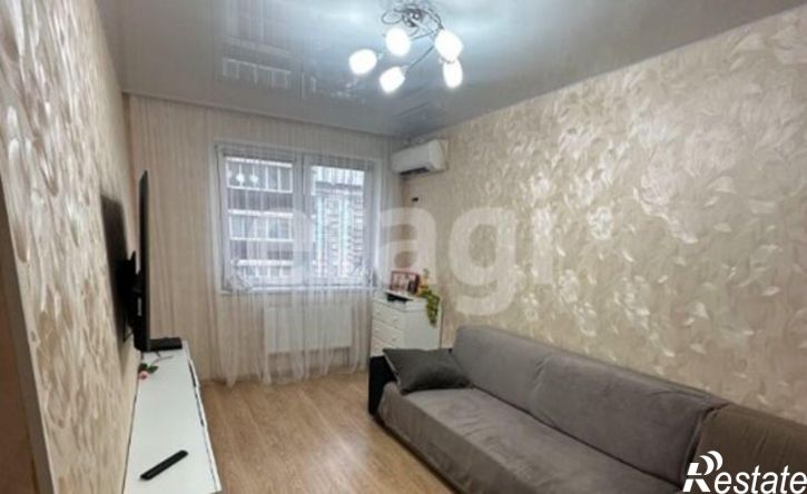 2-комн квартира ул им. 40-летия Победы, 131,  д. 131