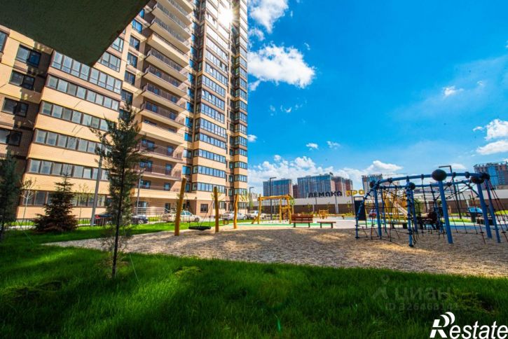 3-комн квартира в новом доме ул Конгрессная, 41 1,  д. 41 1,  к. 1