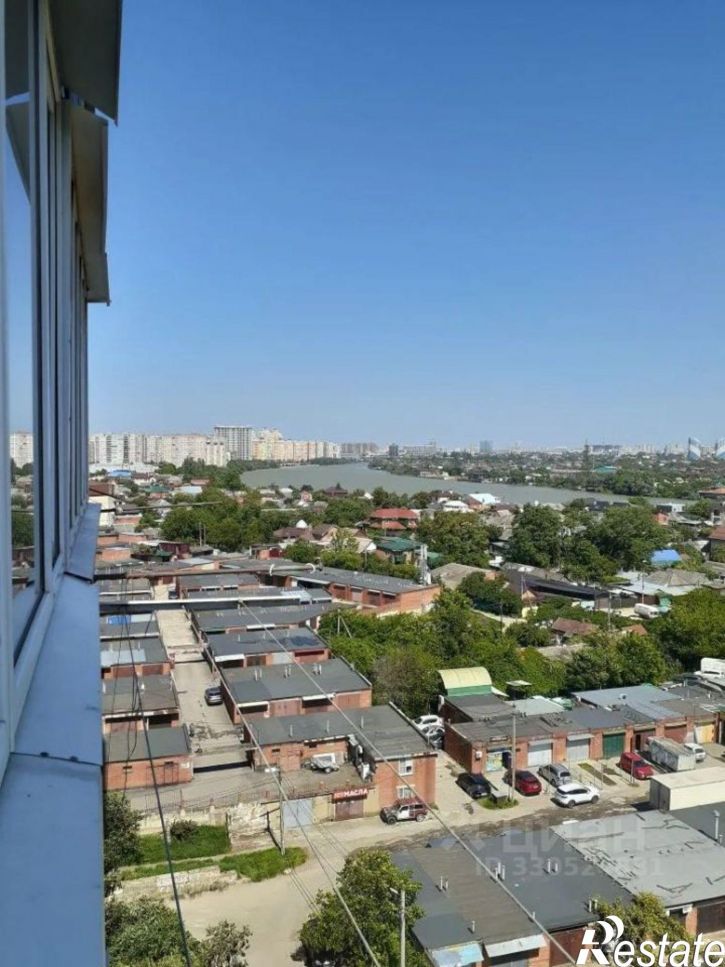 1-комн квартира пр-кт Чекистов, 42,  д. 42