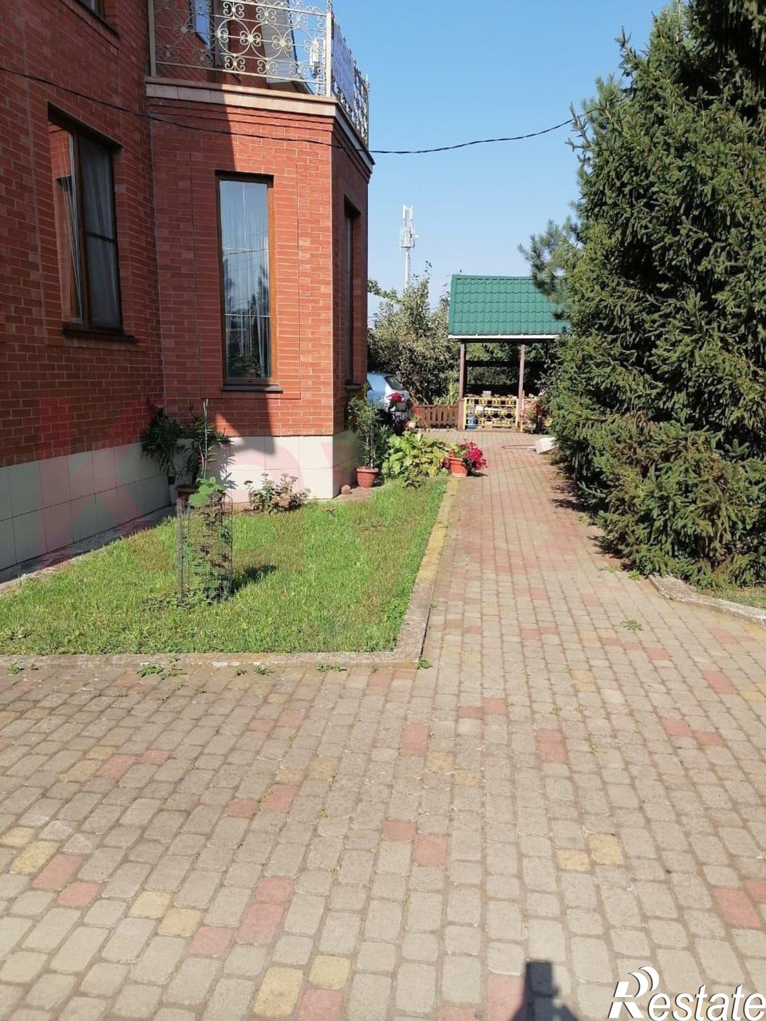 Купить дачу, дом, коттедж за 23 000 000 рублей на 1-й Лучистый проезд