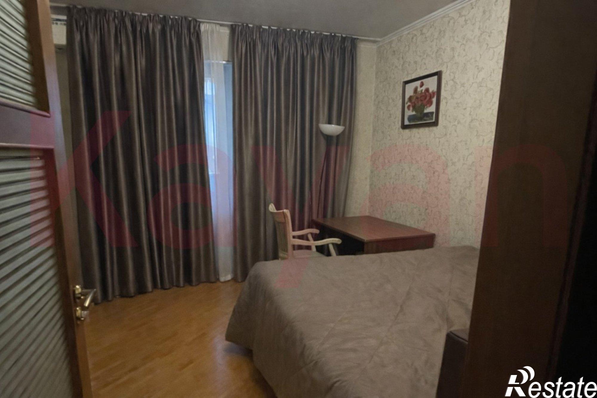 Купить квартиру за 11 990 000 рублей на им. Атарбекова ул.
