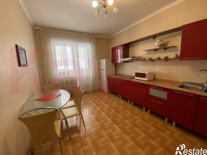 2-комн квартира Постовая ул.