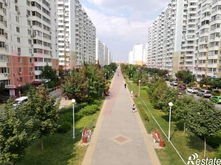 3-комн квартира им. Котлярова Н.С. ул.