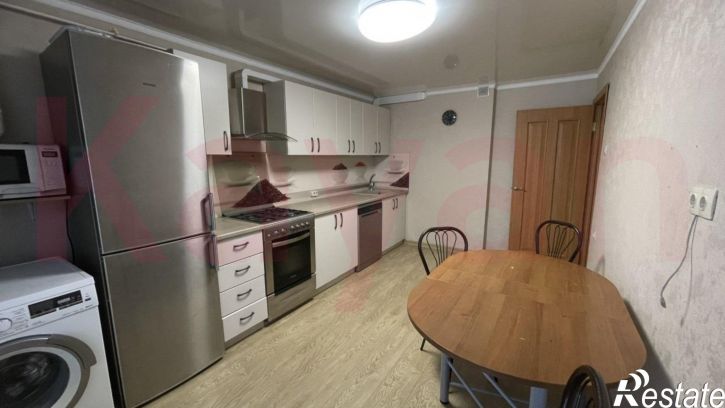 3-комн квартира Красных Партизан ул.