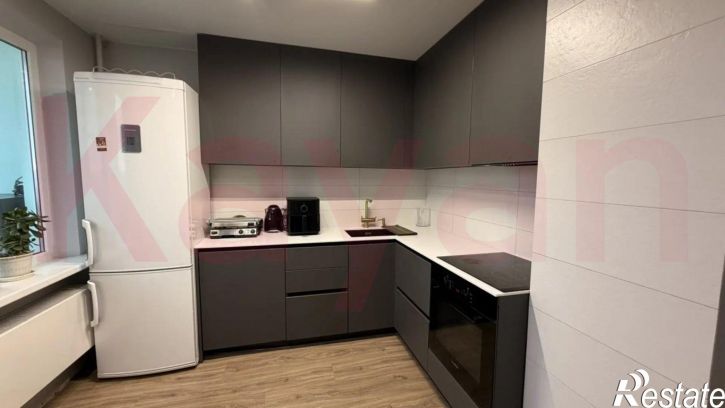 3-комн квартира Трудовой Славы ул.
