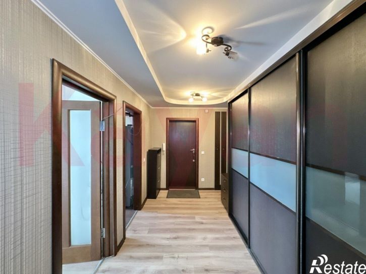 3-комн квартира им. 40-летия Победы ул.