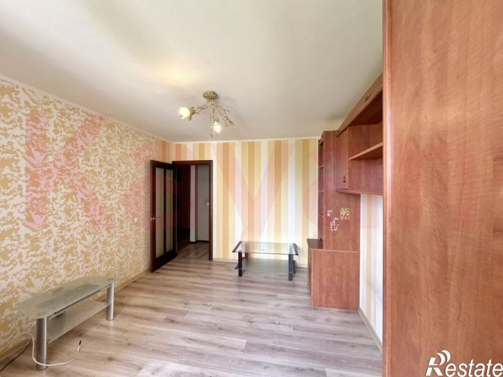 3-комн квартира им. 40-летия Победы ул.