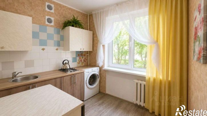 2-комн квартира ул им. Братьев Дроздовых, 14,  д. 14