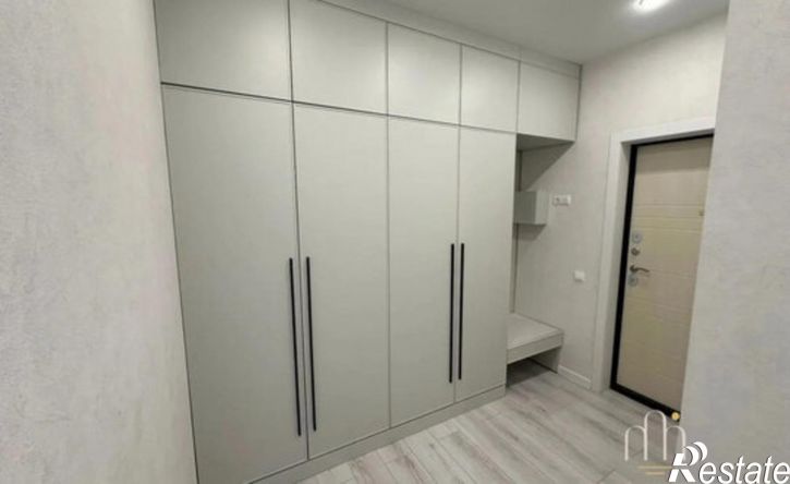 3-комн квартира микрорайон Любимово, 10