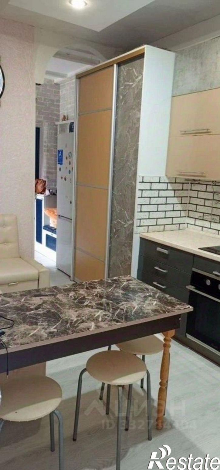 3-комн квартира ул Ратной Славы, 77,  д. 77