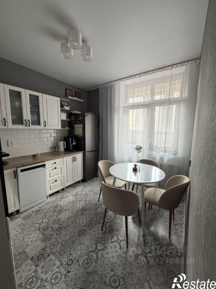 2-комн квартира ул им. Героя Яцкова И.В., 9 3,  д. 9 3,  к. 3