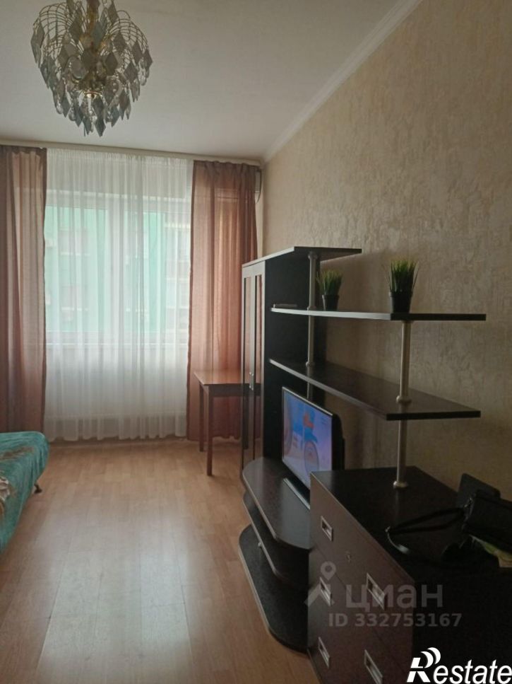 1-комн квартира ул им. 40-летия Победы, 127,  д. 127