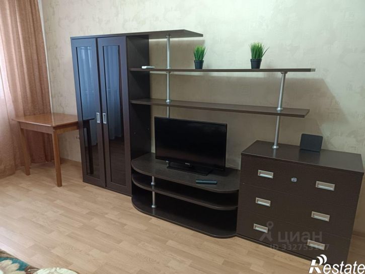 1-комн квартира ул им. 40-летия Победы, 127,  д. 127