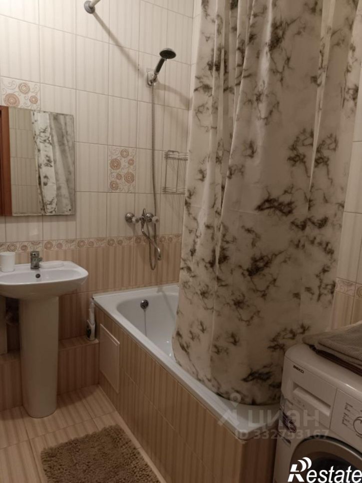 1-комн квартира ул им. 40-летия Победы, 127,  д. 127