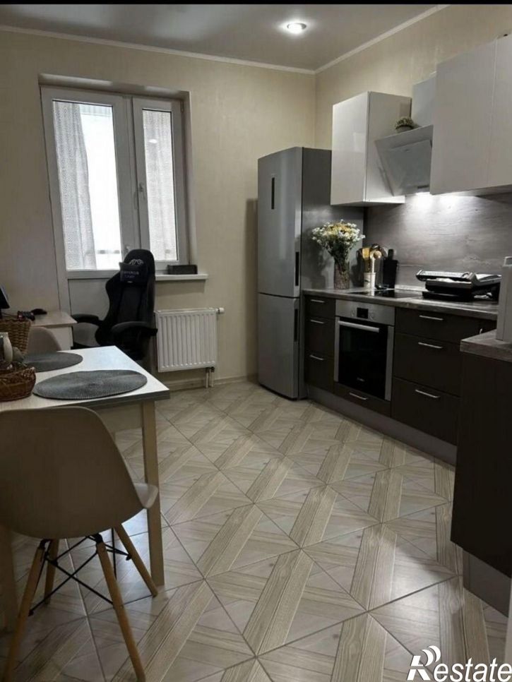 1-комн квартира ул им. 40-летия Победы, 135,  д. 135
