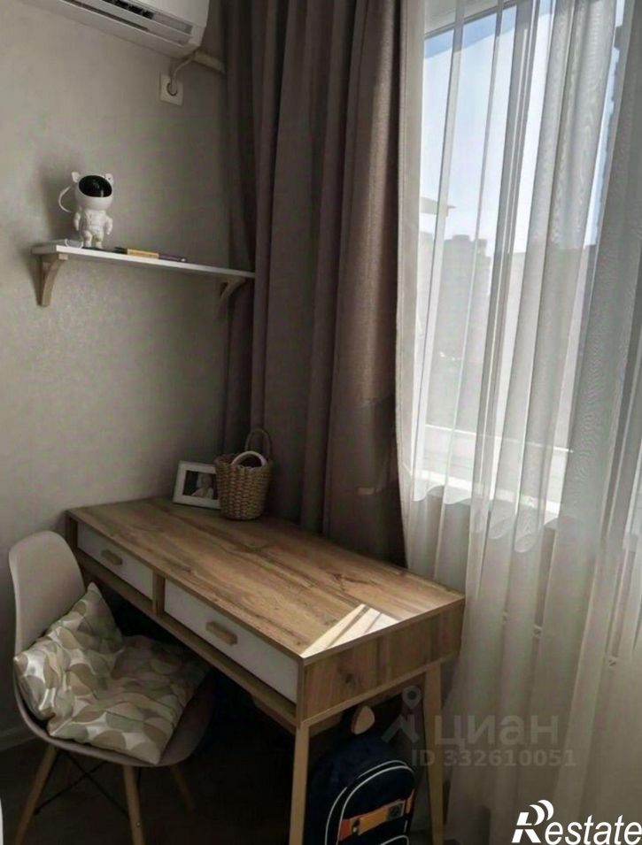 1-комн квартира ул им. 40-летия Победы, 135,  д. 135