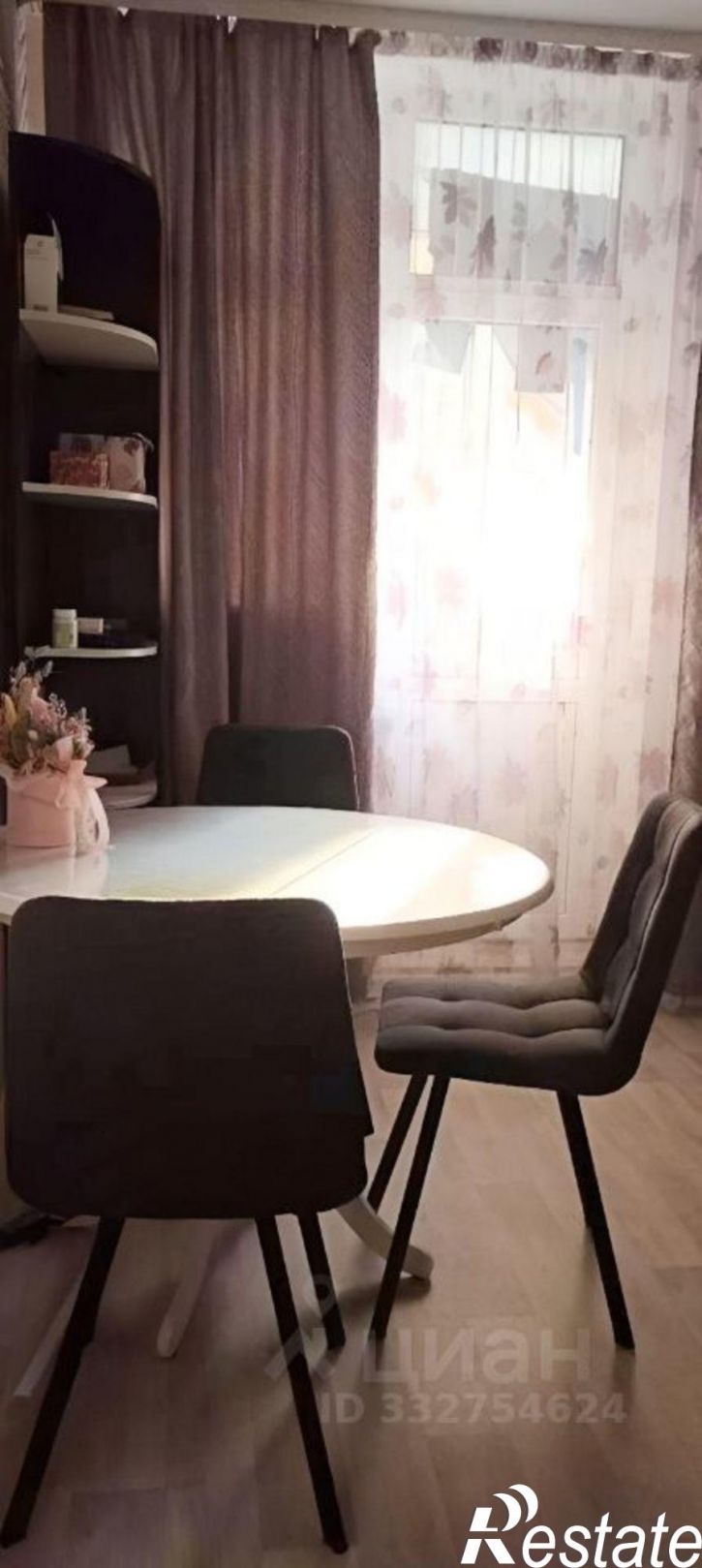 1-комн квартира ул им. Героя Георгия Бочарникова, 3,  д. 3