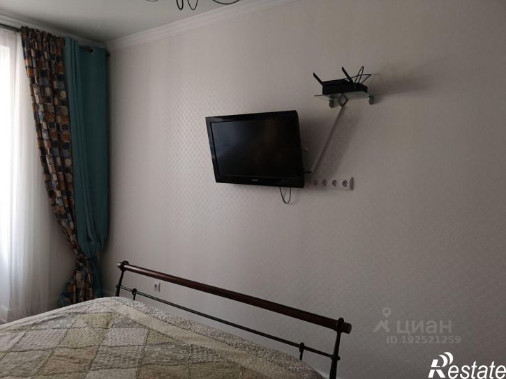 1-комн квартира ул им. Леонида Лаврова, 8 1,  д. 8 1,  к. 1