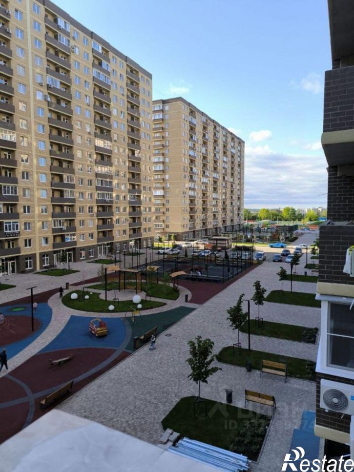 1-комн квартира улица Лётчика Позднякова, 2к21