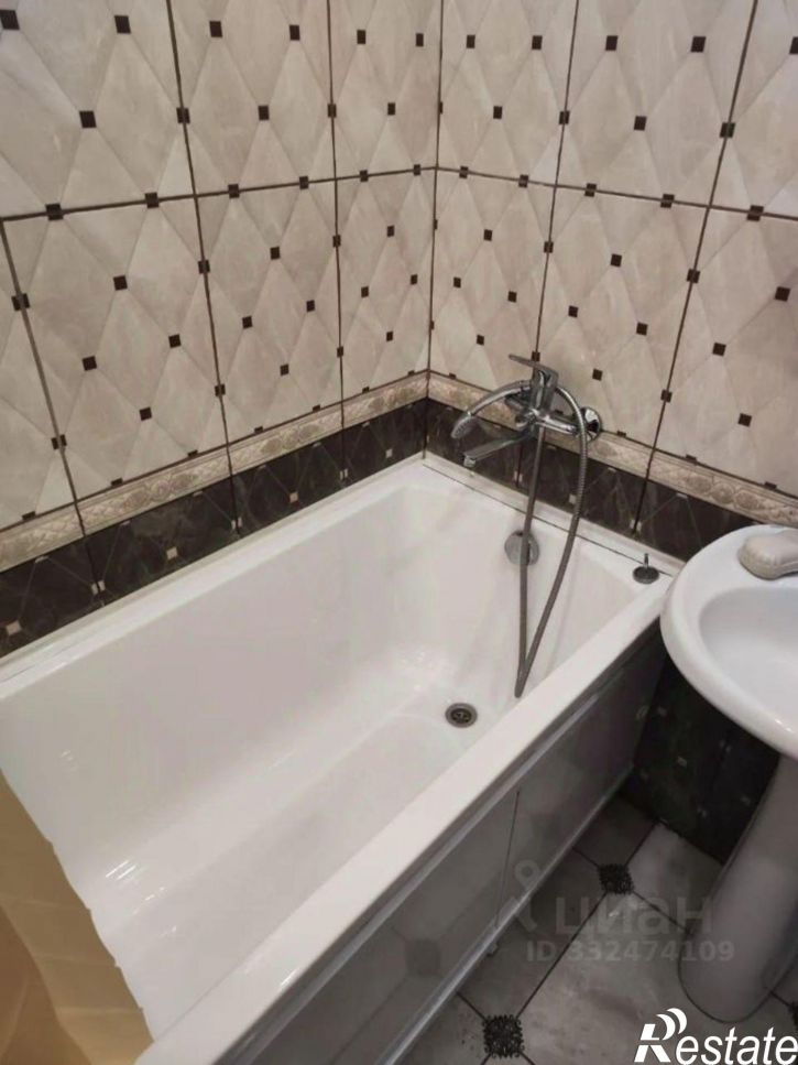 1-комн квартира ул Уральская, 100,  д. 100